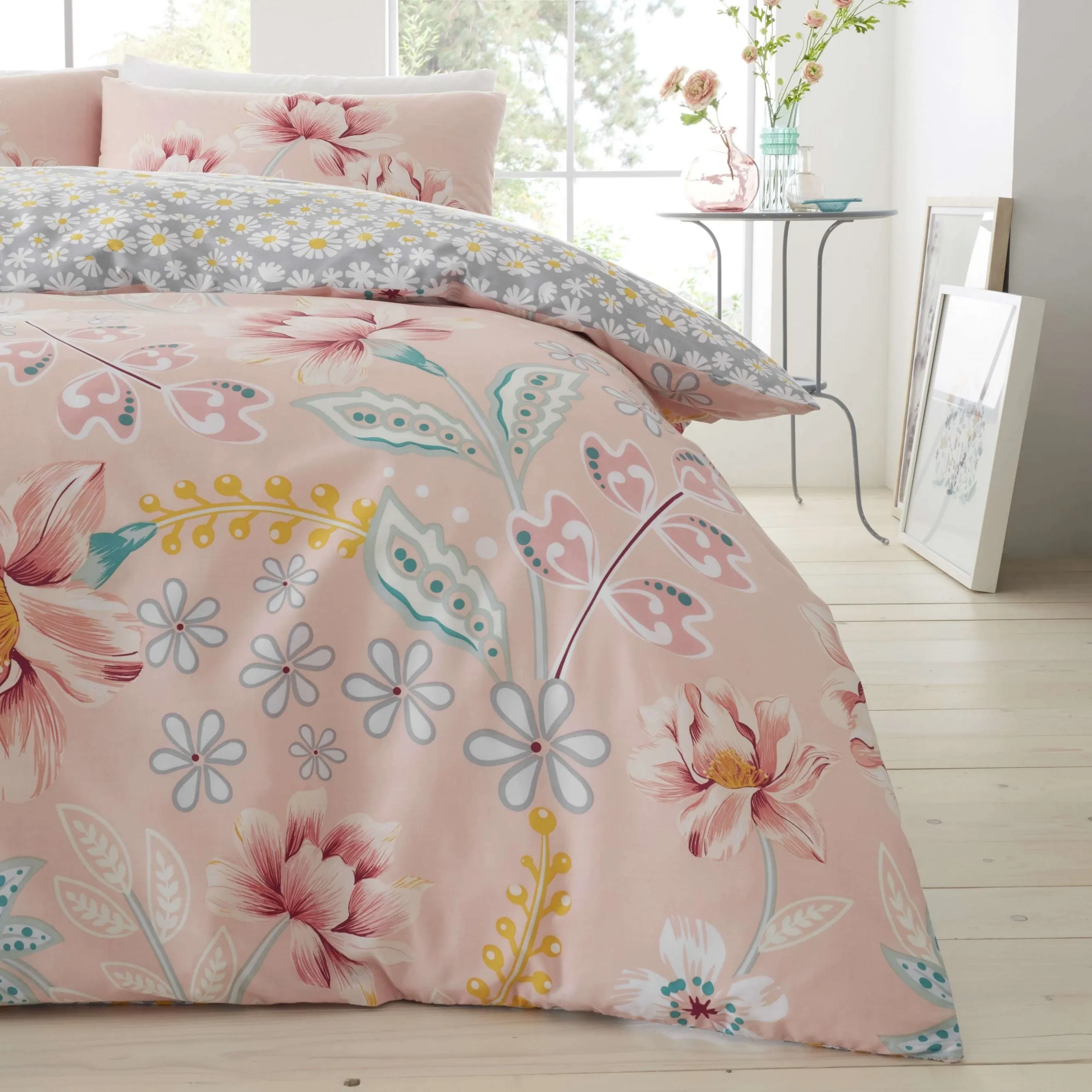 Stella Paisley Floral Printed Duvet Set